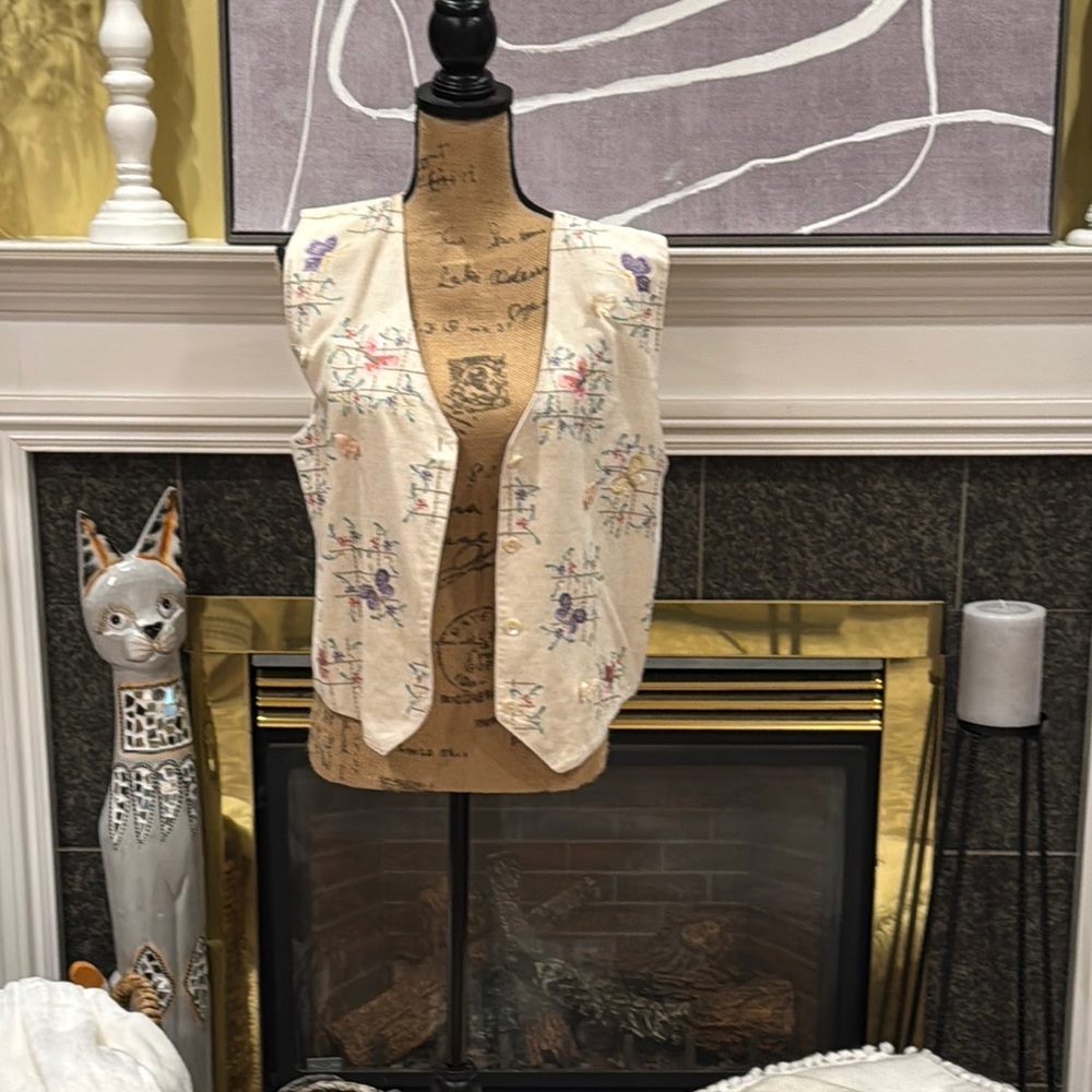Tantrums Cream and Purple Decor Top with Floral Embellishments
